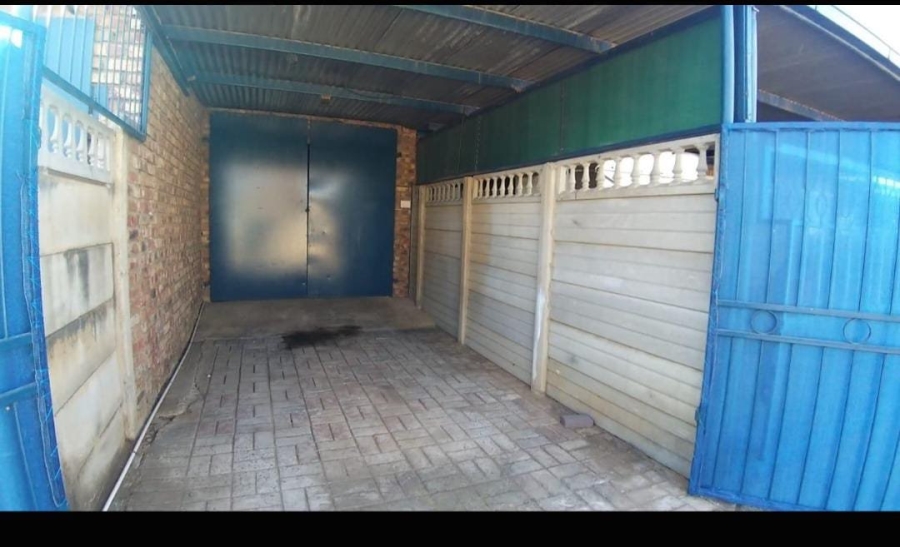 2 Bedroom Property for Sale in Hennenman Free State